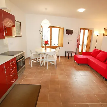 Casa Isabel *
